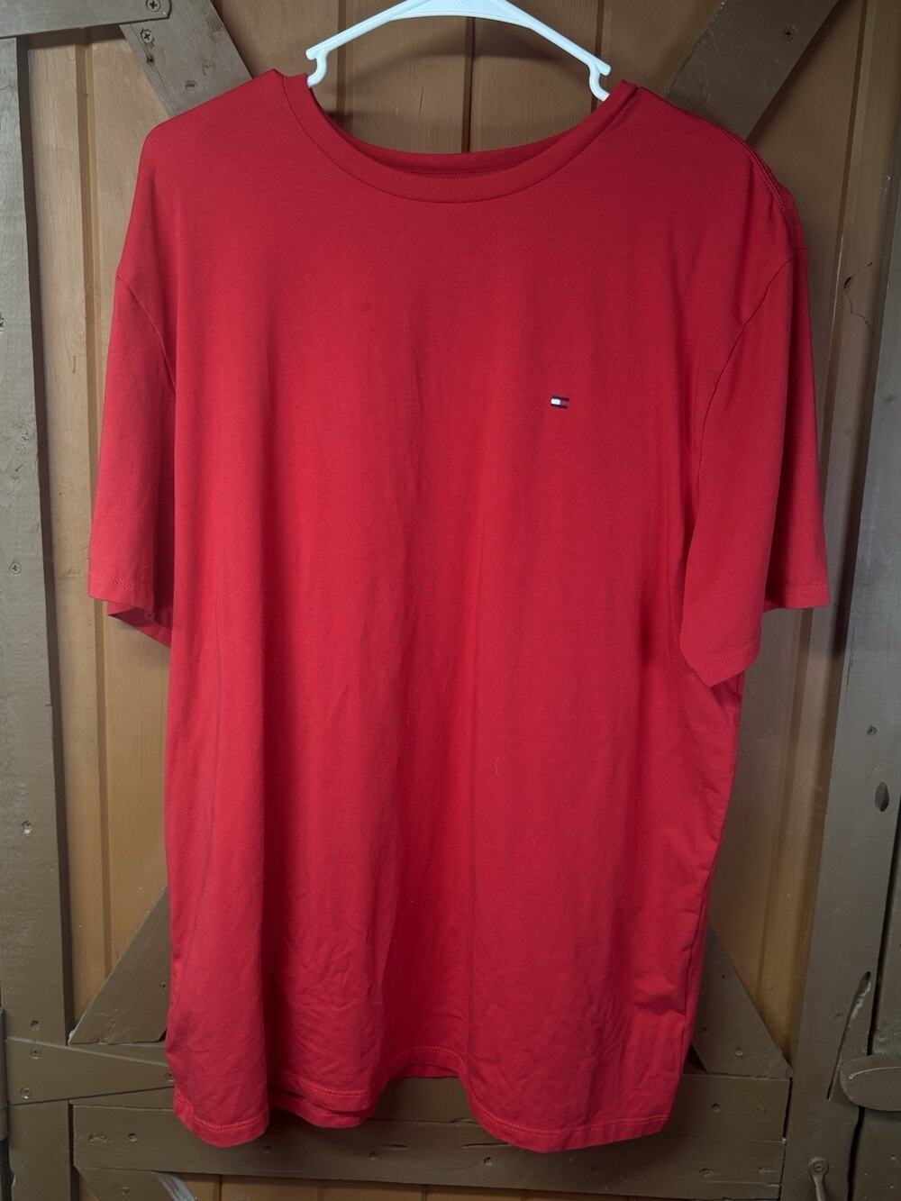 Tommy Hilfiger Men’s XL Red Solid Crew Neck Short Sleeve T-Shirt Regular